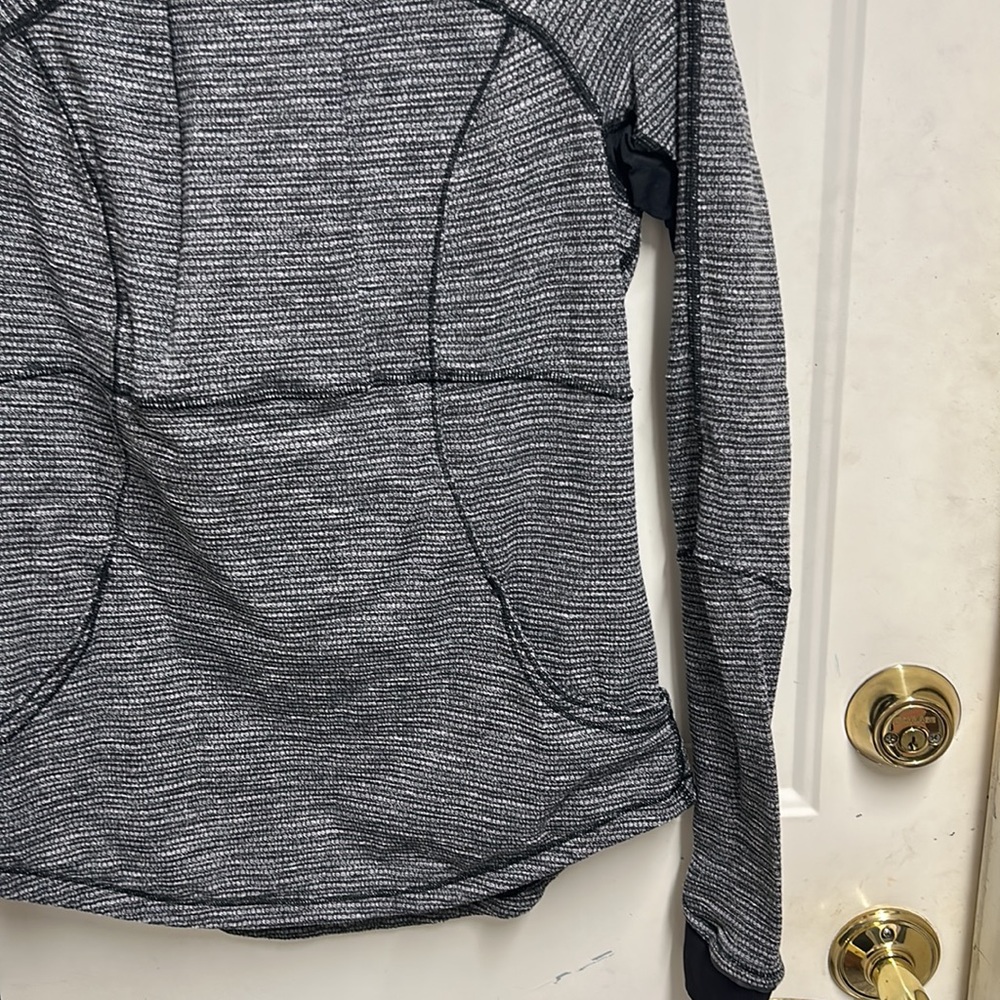 Lululemon jacket , small - Picture 7 of 10